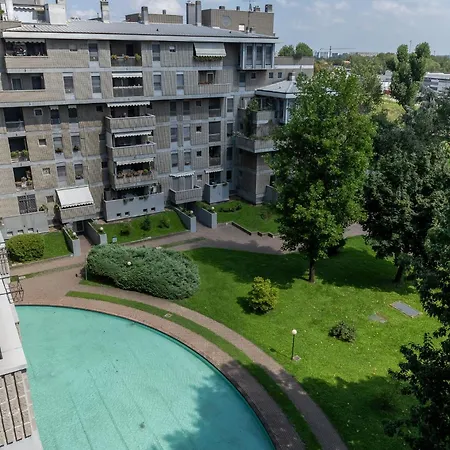Appartement Quiet With Terrace - 20 Min From Duomo Milaan
