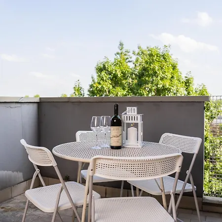 Apartment Quiet With Terrace - 20 Min From Duomo *