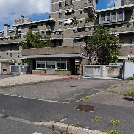 Daire Quiet With Terrace - 20 Min From Duomo Milano